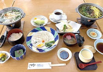 馬関膳(ふく刺し、瓦そば他)