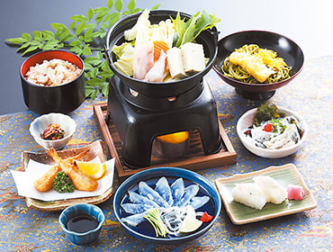 ふくの関 長府観光会館店「ふく尽くし よくばり膳」